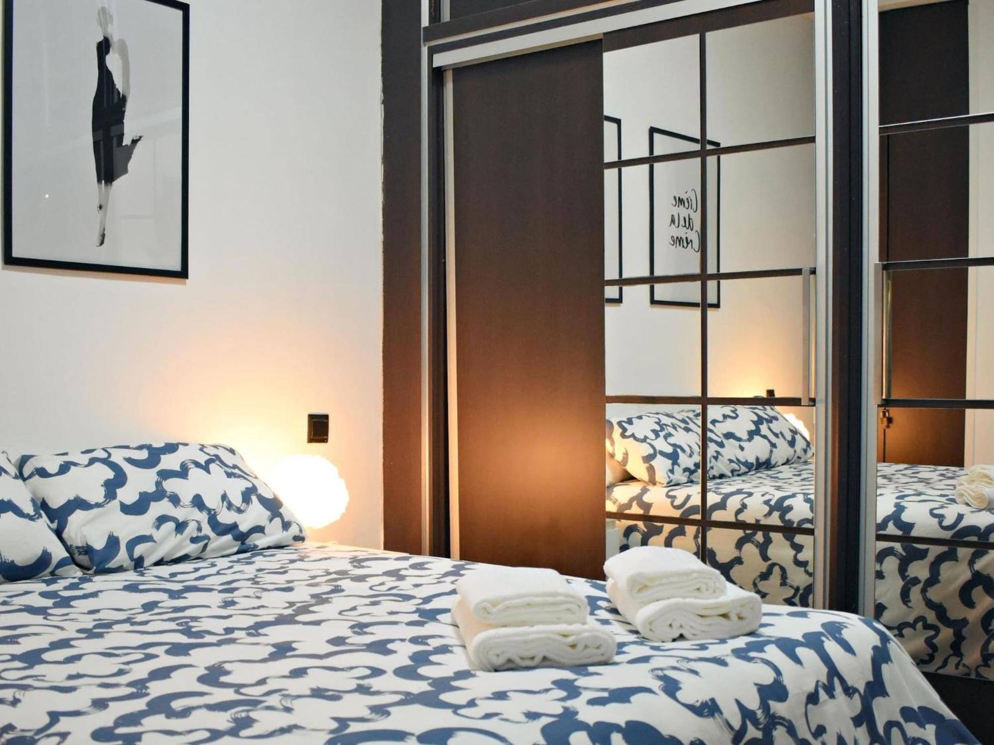 Apartamento Tranquilo En Zona Pintoresca Del Centro Historico De Malaga. *